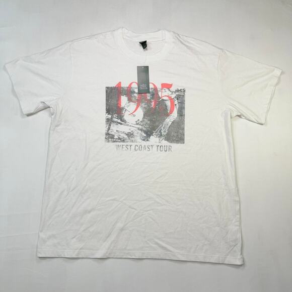 NWT Target 1995 West Coast Tour graphic tee 90s - Picture 1 of 4